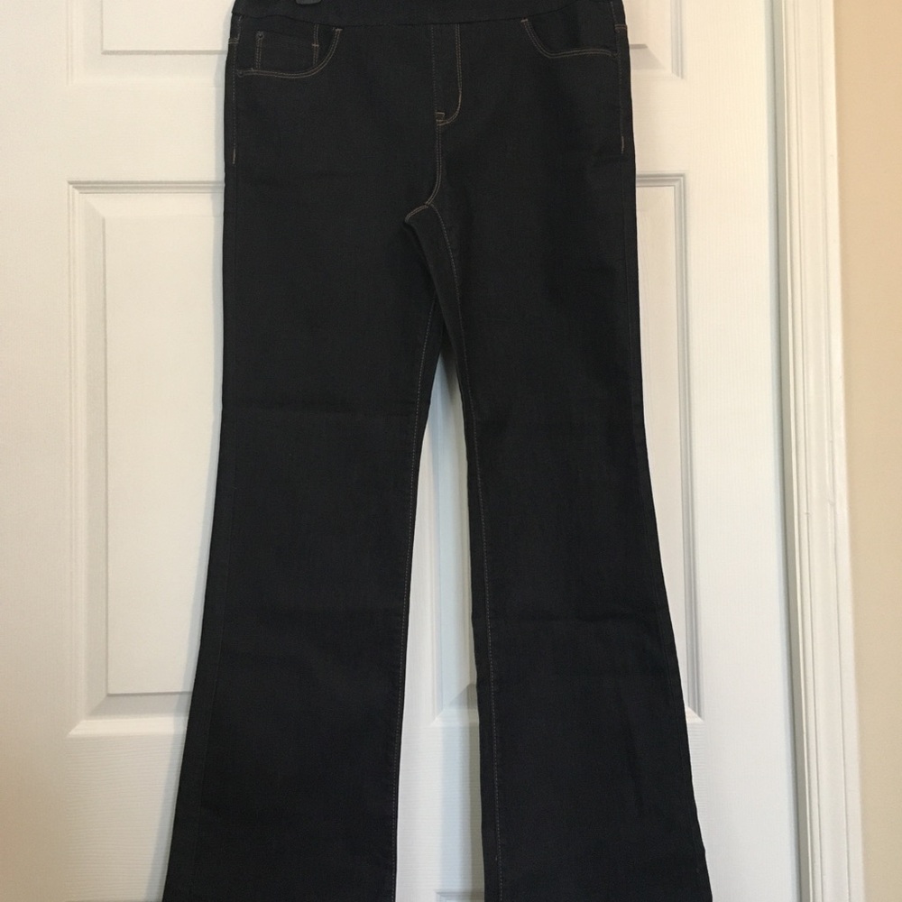 Reitmans Black Boot Cut Jeans Flattering Fit